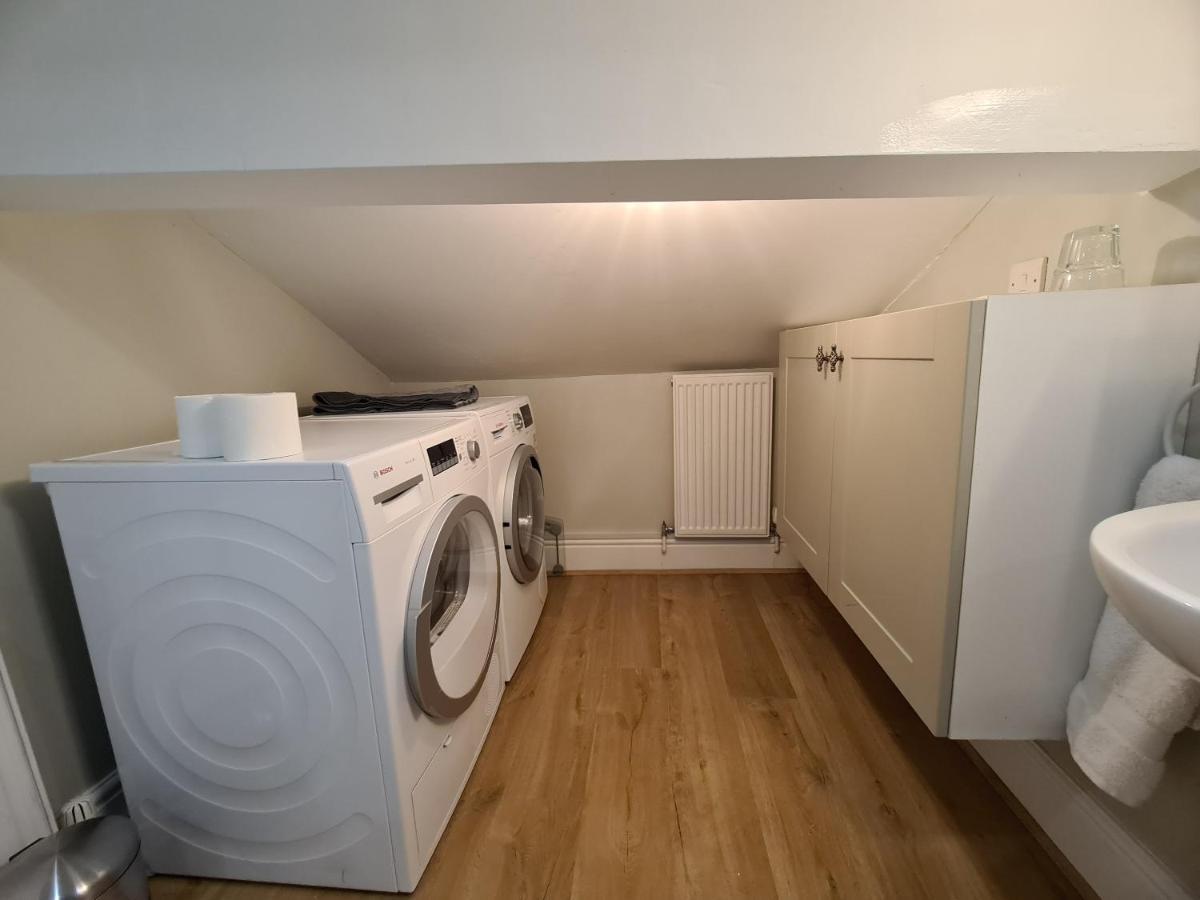 Stylish 2 Bedroom Apartment, Leeds Centre + Free Parking Exterior photo